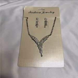 Fashion Jewelry Necklace And Earrings Set